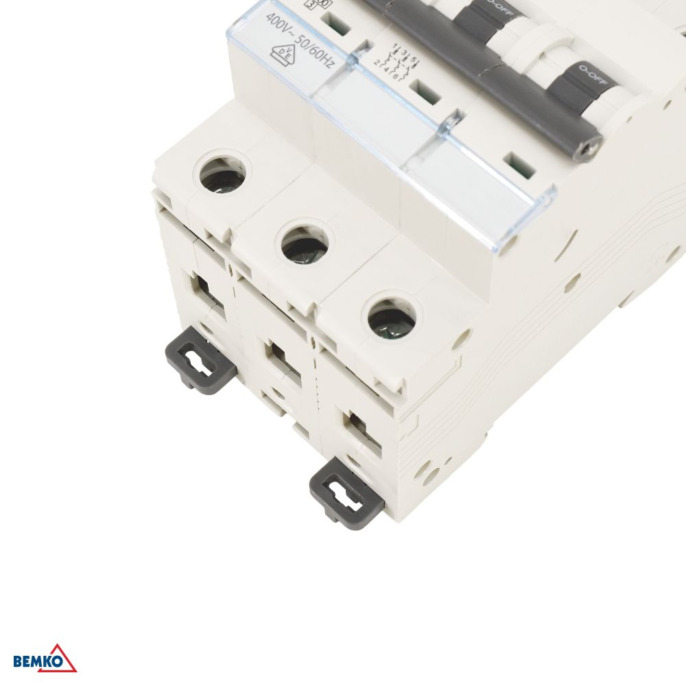 A02-G8-3P-C06 SCHELINGER automatski osigurač C 6 A 3P 6kA