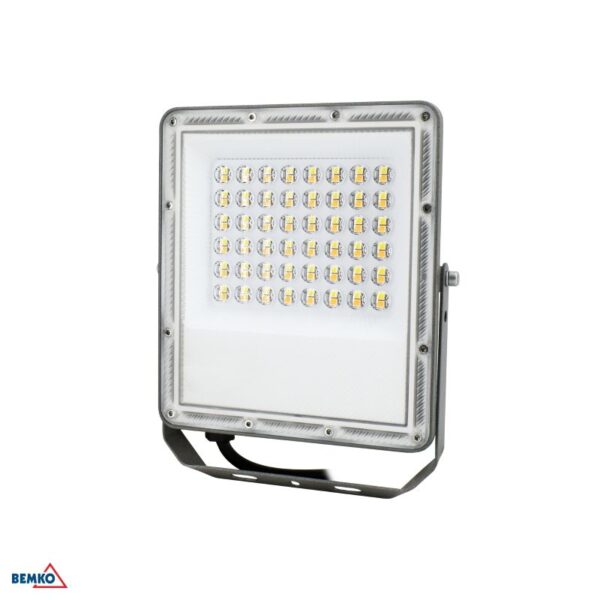 C64-LFP-050DG-CCT BEMKO REFLEKTOR LED SMD  50W 3CCT 4500lm PRAJNA IP65 SIVI