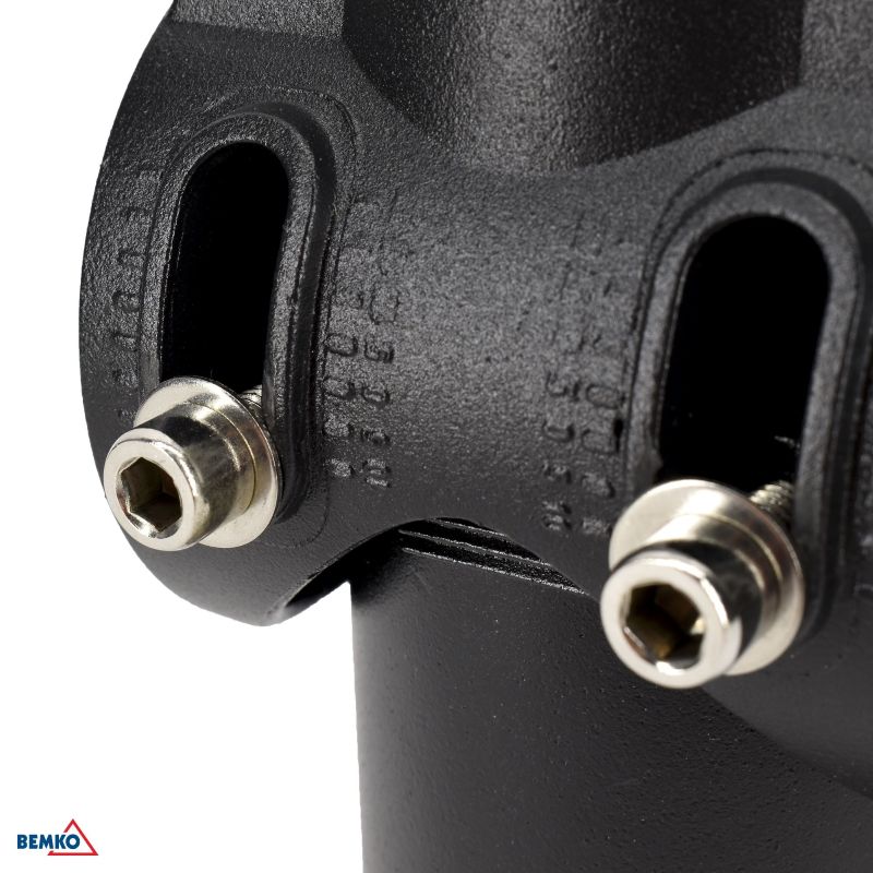 C84-KUL1-50-UR BEMKO ADAPTER KUTNI ZA ULIČNE SVJETILJKE FI50 NA STUP FI60